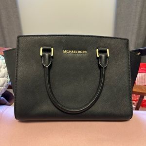 Michael Kors Black Saffino Leather Medium Selma Satchel